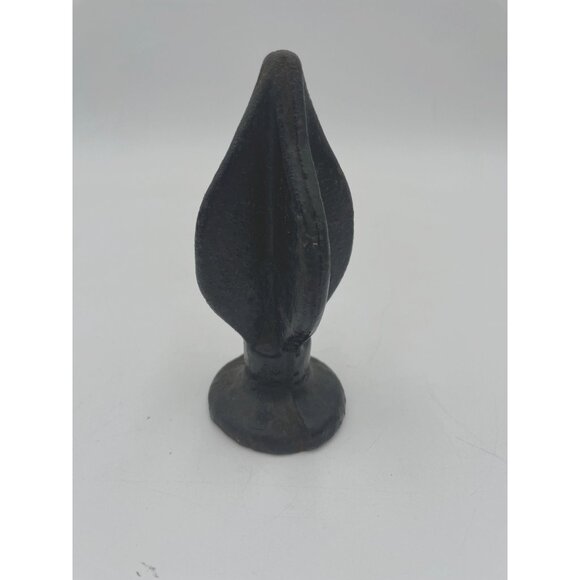 Vintage Iron Finial Topper Leaf Design Metal Salvage 5x2.5 - Picture 2 of 5
